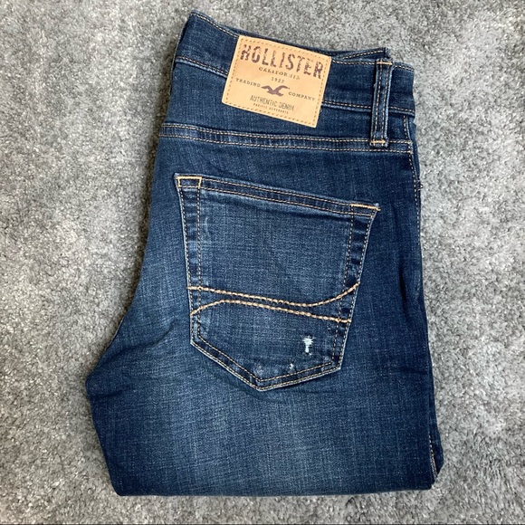 Hollister Jean - Picture 2 of 3